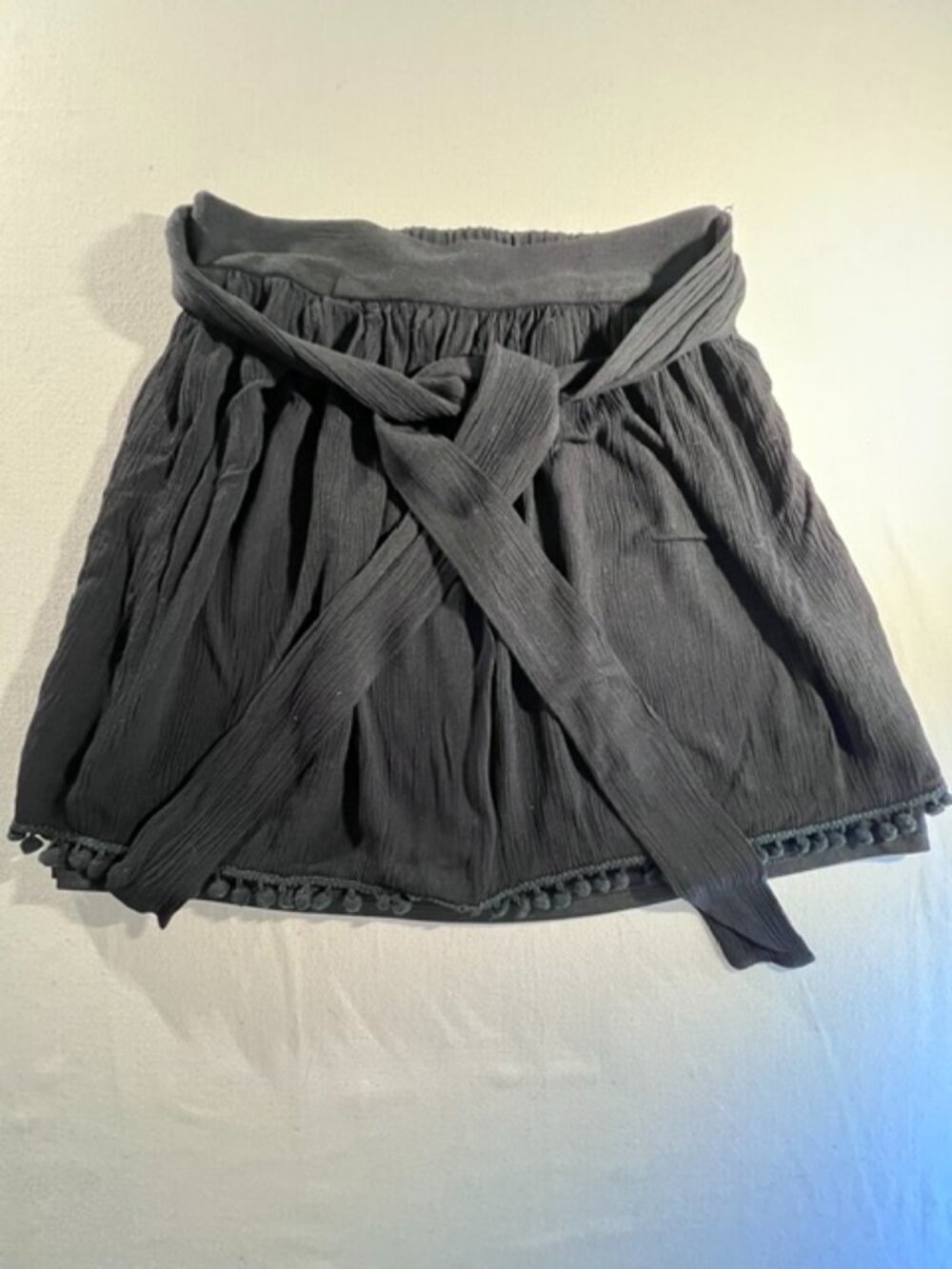 ALYA‎ Black Textured Skirt pom pom hem cloth tie on elastic waistband Women's Sm